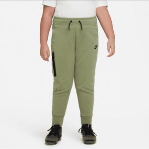 Nike Sportswear Girls Tech Fleece Loose Fit Sweatpants Size Medium
